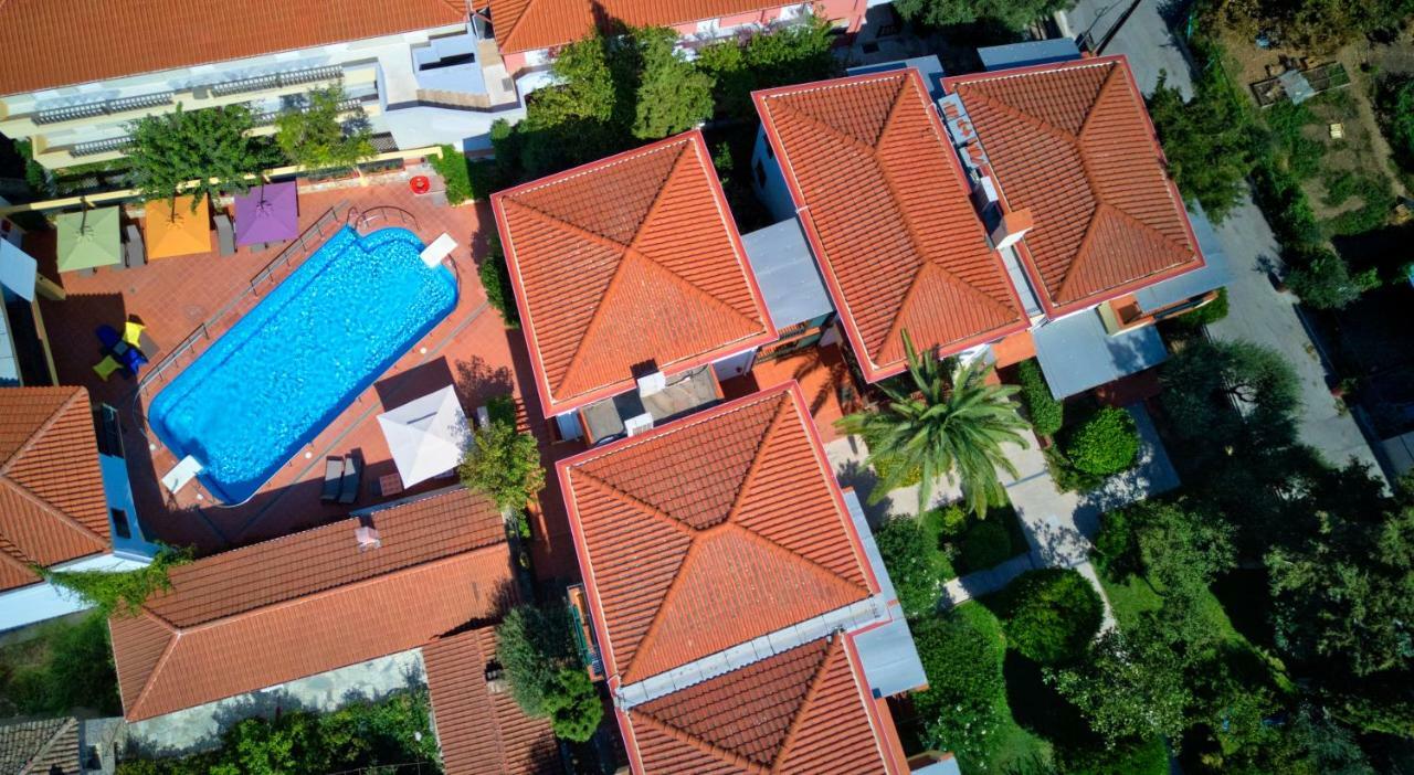 Elia Apartments Afytos Eksteriør billede